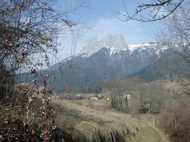 Wandelroute : De Talloires waterval