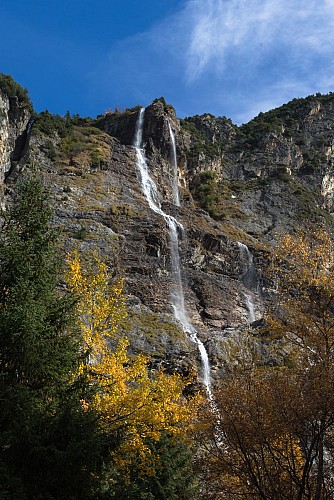Vuzelle waterfall