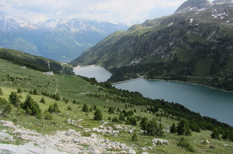 Plan d'Amont lake en Fond d'Aussois berghut