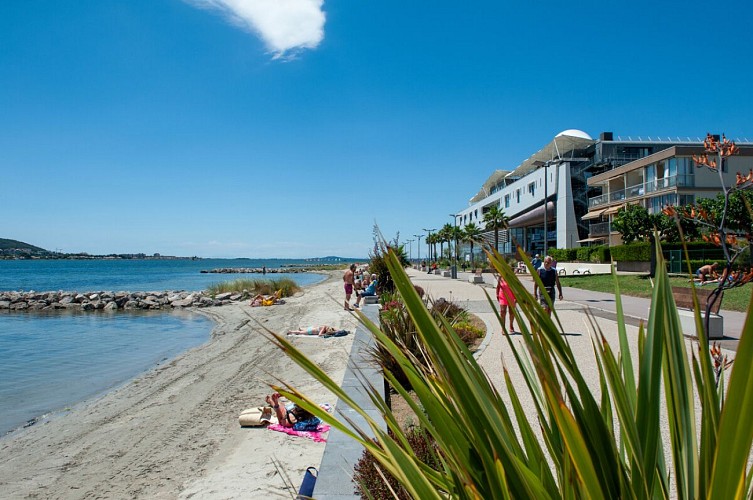 Les_thermes-M_RICARD_OT-THAU-22999-1200px