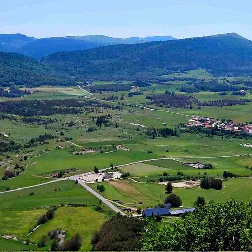Le sentier de la Frache