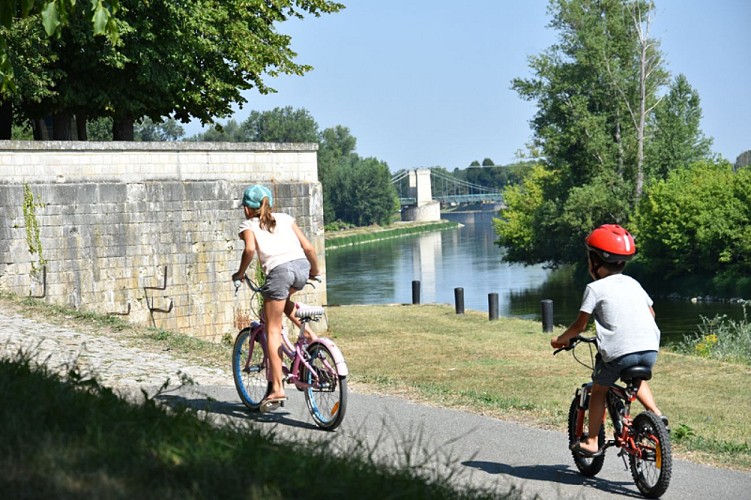 Châtillon sur Loire -Loire vélo enfants - 27 juillet 2018 - OT Terres de Loire et Canaux-IRémy (15)