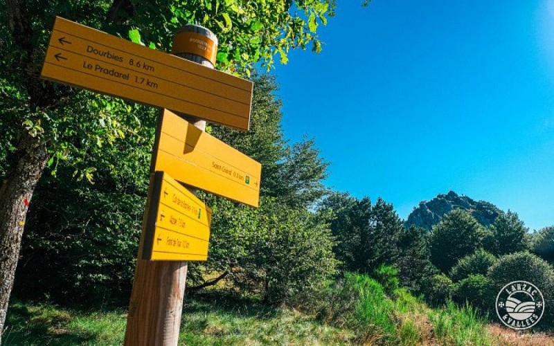 Avant d'arriver au rocher du St-Guiral