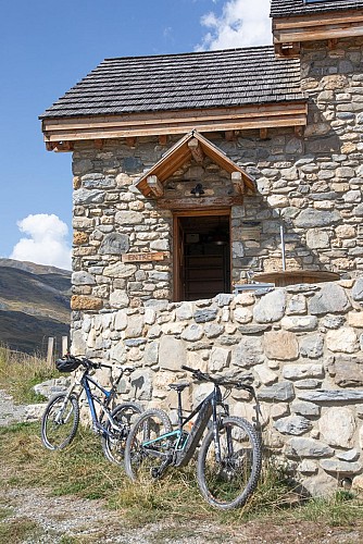 Pic du Mas de La Grave refuge