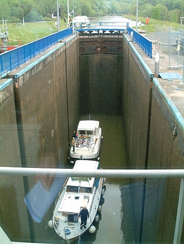 Hiking trail le petit étang