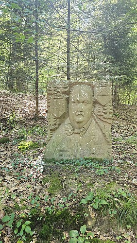 Rundgang der sieben Skulpturen