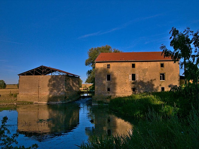 Moulin sur la Nied française
