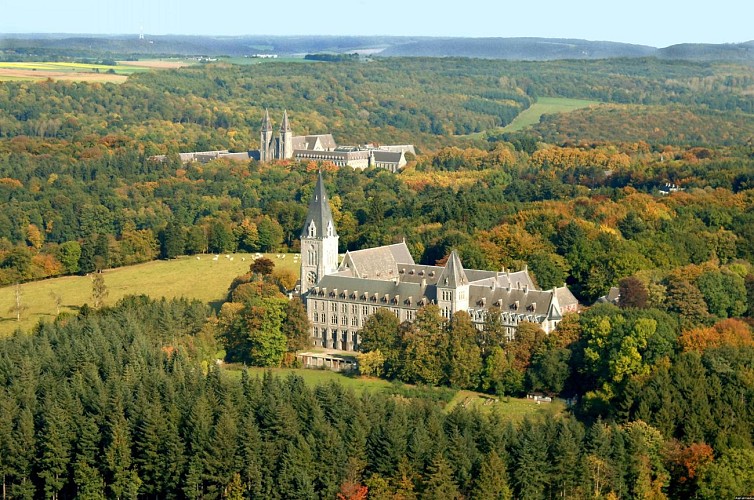 Maredsous-maredret-aerialmedia