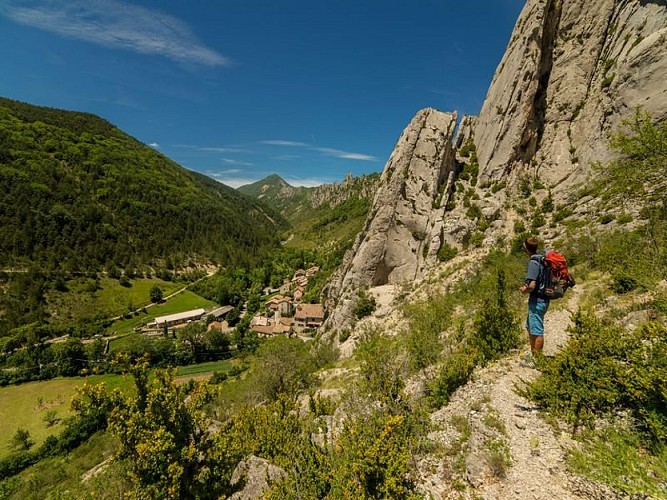 Hiking trail "Entre monts et merveilles"