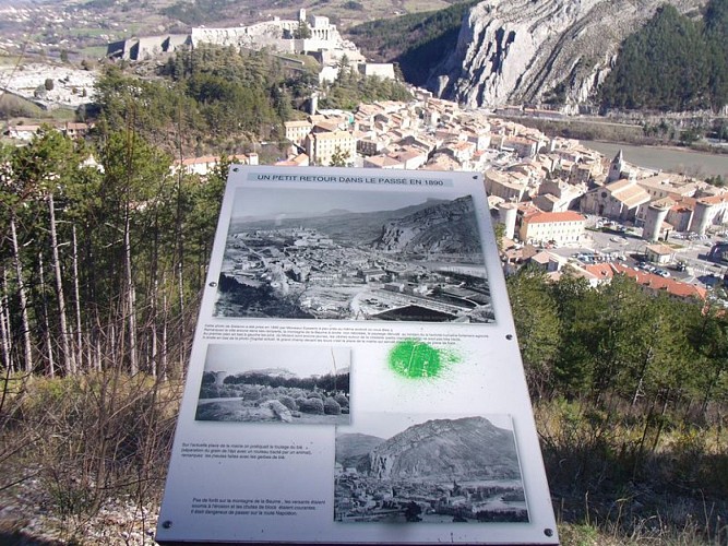 Hiking trail "Tour de la Colle"