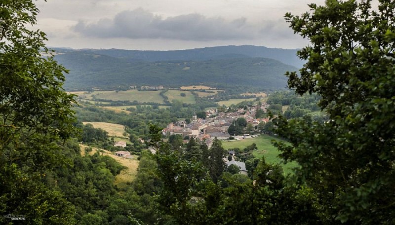 Le village de Cornus, dans la vallée de la Sorgues