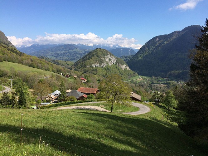 Vue depuis la Chapelle St Grat