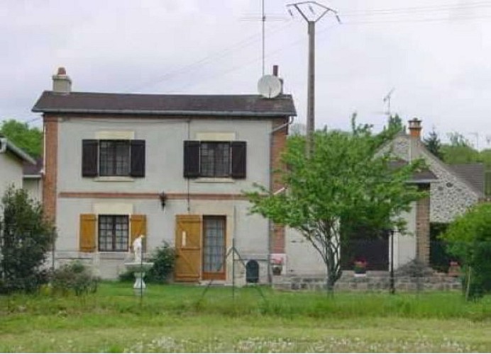 Ancienne gare de Lorrez-le-Bocage