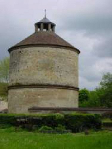 le colombier Lorrez-le-Bocage