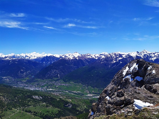 Vue panoramique depuis la Croix d'Aquilla - Les Partias