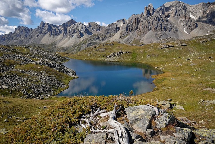 Lac Long des Muandes