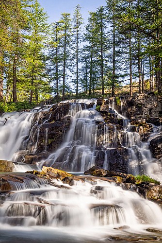 The Fontcouverte waterfall from the Auberge de la Fruitière