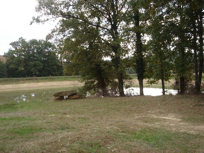 Lac entre Gachon et Labat
