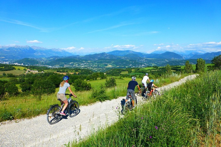 Lac de Charance et col de Bayard