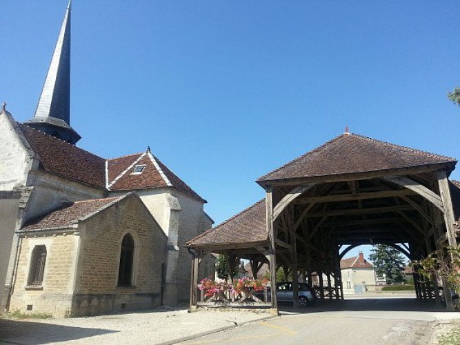 Cathédrale rurale - la halle de Lesmont