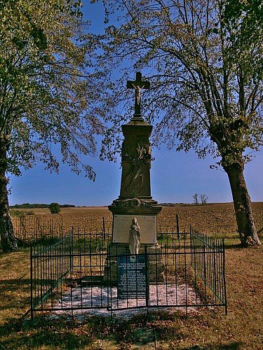 Monument aux morts, Morville-les-Vic