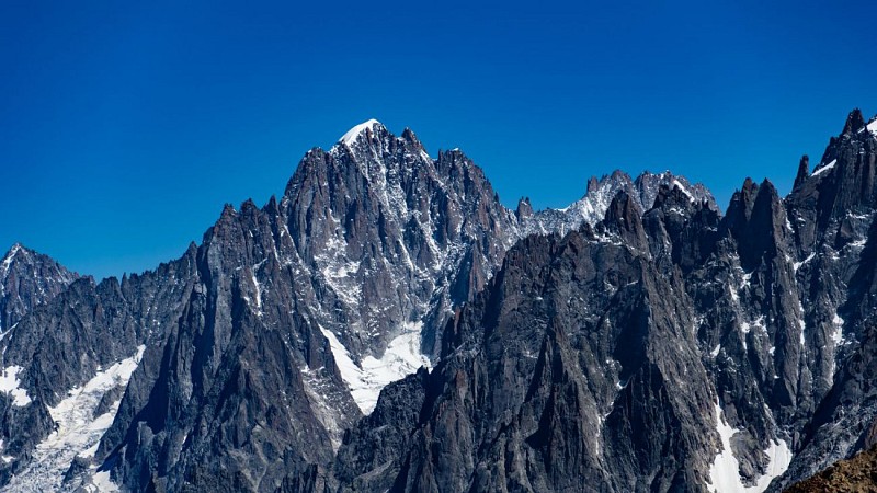Aiguille Verte lors de la montée à Tête Rousse