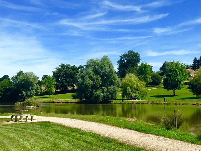 Plan d'eau d'Autry-Issards