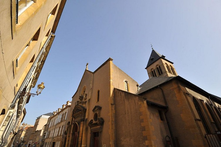 Outre Seille district