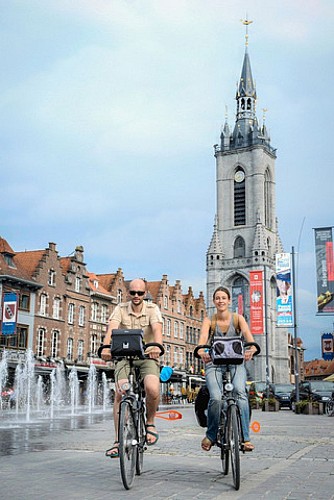 Die Wallonie ohne Auto entdecken: Mons - Tournai