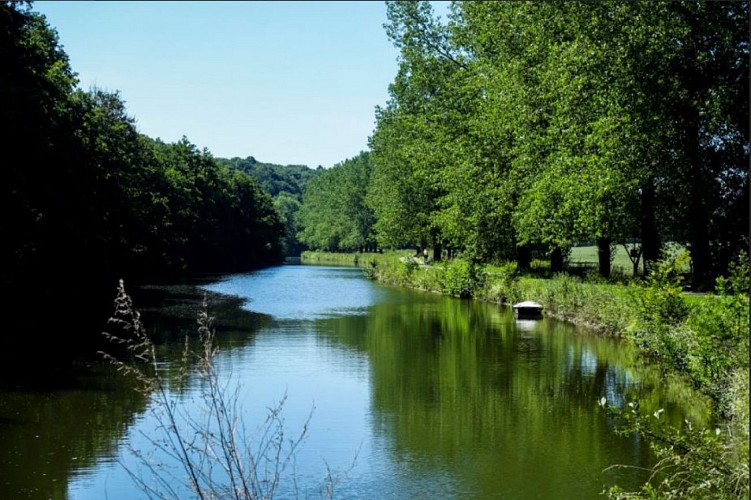 Wallonie sans voiture - De Charleroi à Erquelinnes à pied
