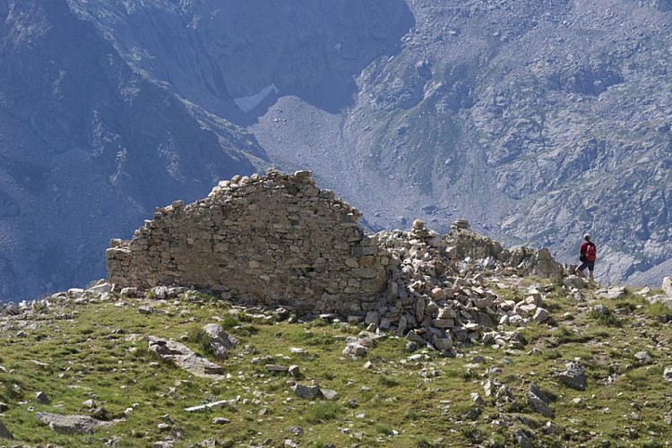 Il ruderi del Ricovero Fenestrelle