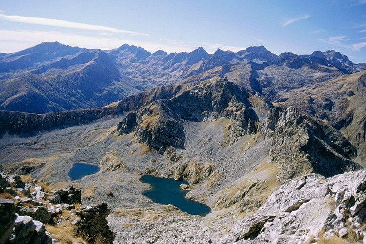 I Lacs de Peïrefique dalla Rocca dell'Abisso