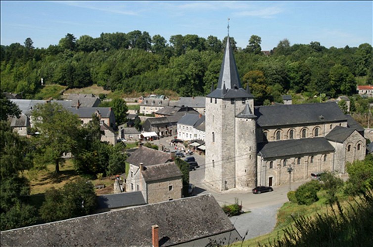 Nature et patrimoine : circuit du Château de Vêves