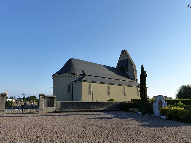 Lespourcy randonnée VTT portes du vic-bilh église
