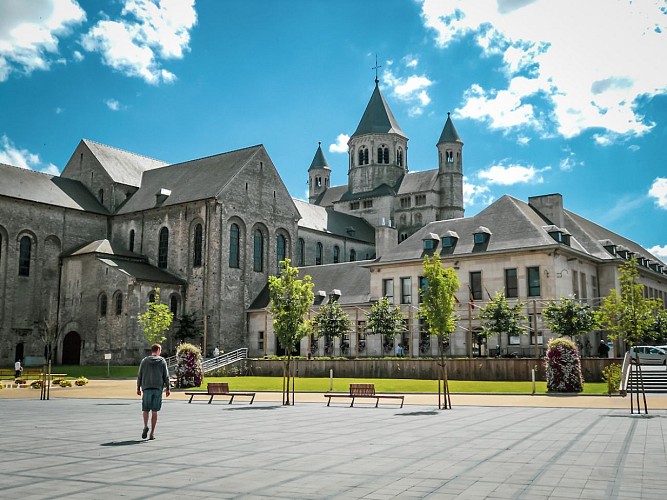 00009400-FTBW-Collégiale Sainte-Gertrude