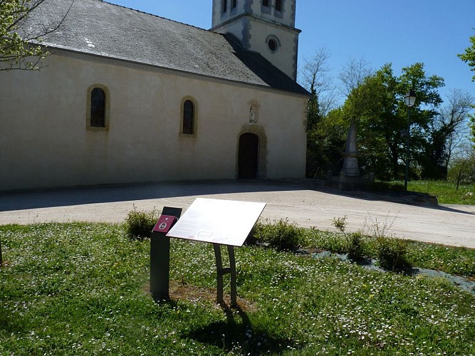 Eglise de Claracq - randonnée pédestre - cph Tourisme Nord Béarn