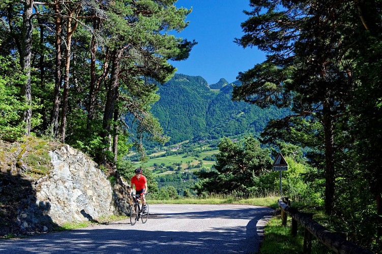 Wielerronde: Circuit de Nâves