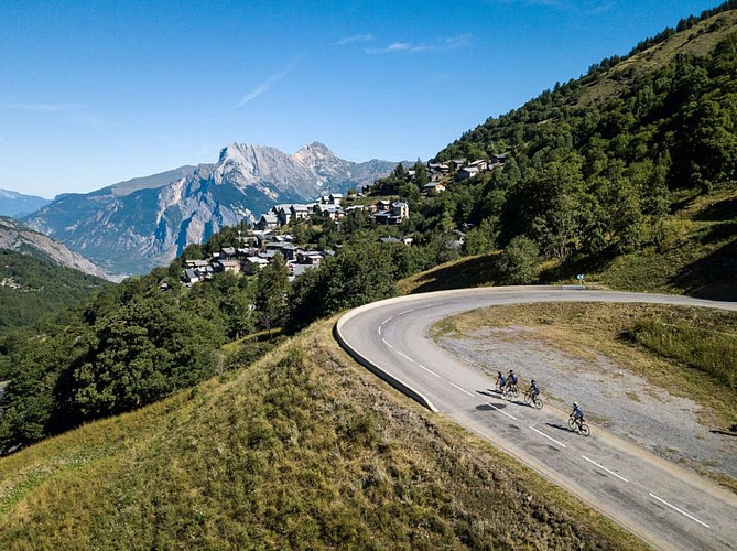 Montée à Valmeinier