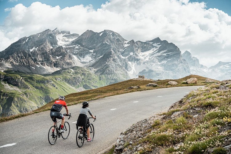 Cycling up the Col de l'Iseran from Val d'Isère