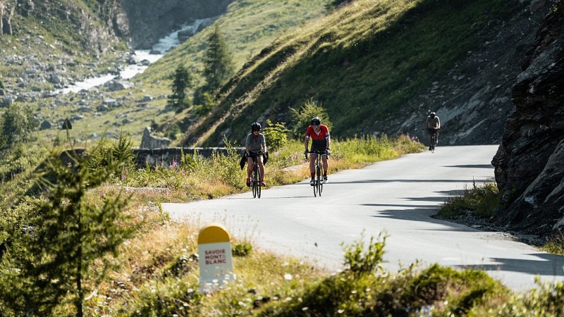 Cycling up the Col de l'Iseran from Val d'Isère