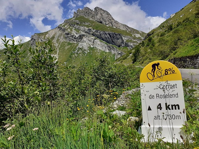 Cycling up Cormet de Roselend from Beaufort