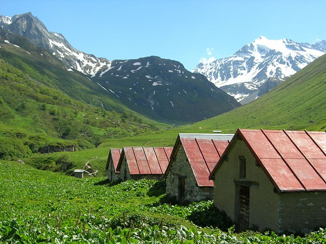 L'Alpeggio di Ritort e Rifugio di Péclet Polset