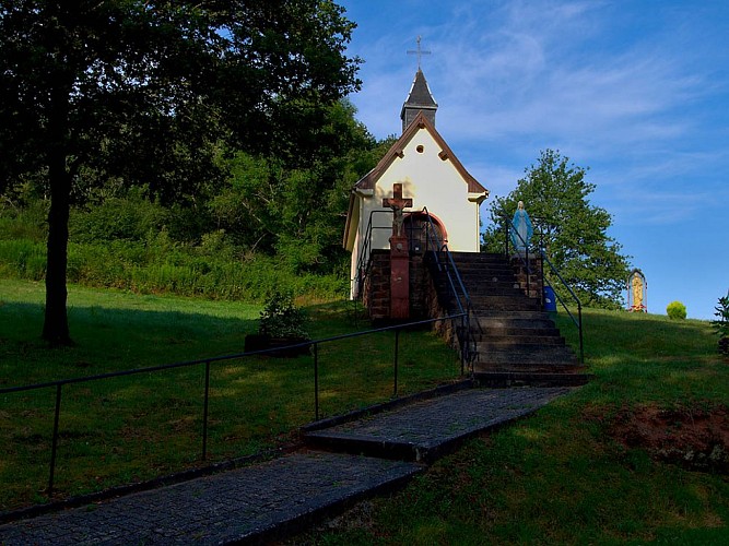 Chapelle Notre-Dame de la Salette, Dorst