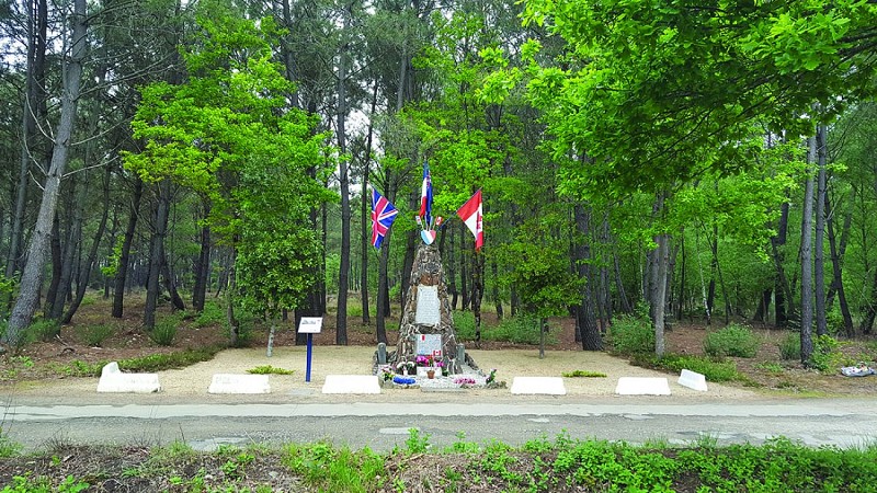 Monuments des Alliés - Moncé en Belin