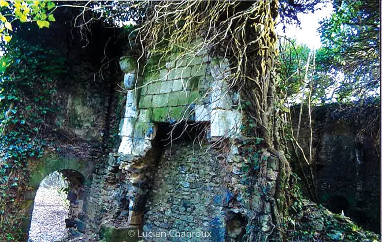 Prieuré Saint-Michel de Loudon