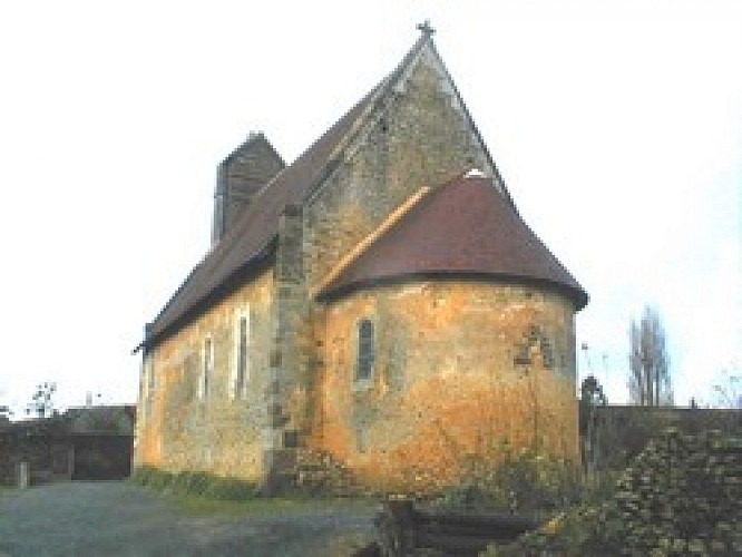 vallee-de-la-sarthe-Souligné-église-romane-72-PCU