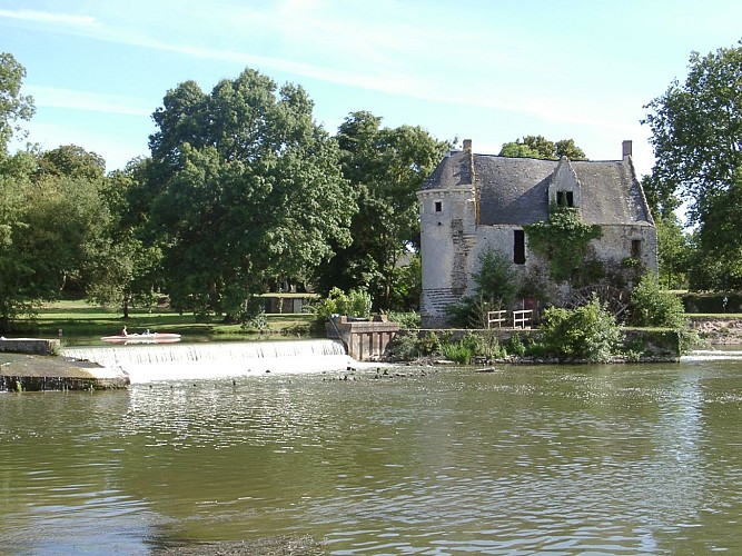 Randonnée pédestre. Luché Pringé