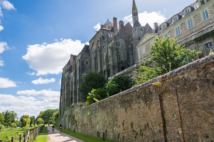 Randonnée-Abbaye-Solesmes