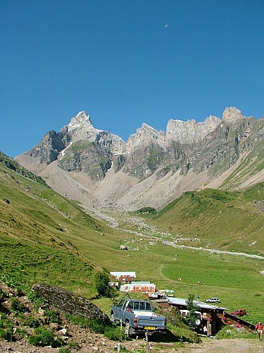 sentiero pedonale: le Quatre Têtes da Doran (2364 m)