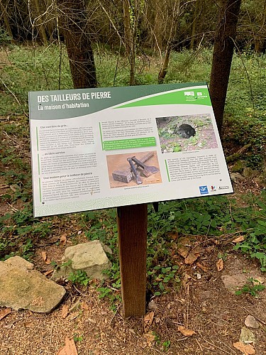 Circuit Géosite des Aiguillettes_Vauxrenard